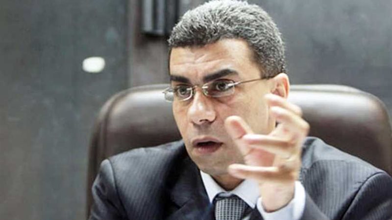 الكاتب الصحفي ياسر