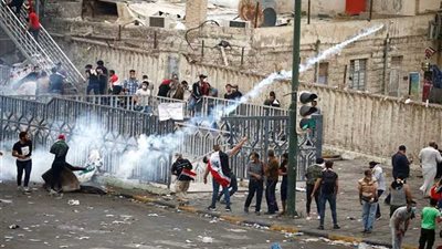 مكافحة الشغب تسيطر على جسر الأحرار ببغداد
