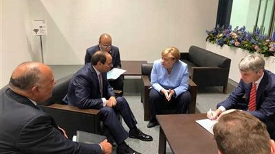بدء المباحثات الثنائية بين الرئيس السيسي وميركل في برلين