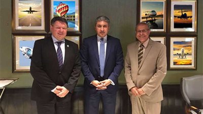 وزير الطيران يلتقي السكرتير العام للمنظمة العالمية للأرصاد الجوية