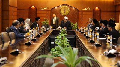 وفد إندونيسي: الأزهر أهم المؤسسات الدينية في العالم وكعبة العلم الوسطي المستنير