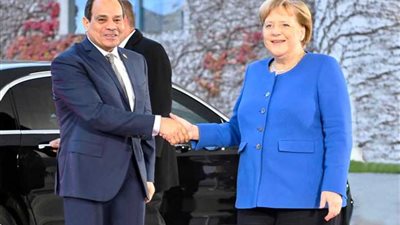 موجز الرابعة.. الرئيس السيسي يشيد بالطفرة النوعية في العلاقات 