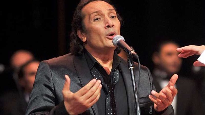 الحجار ضيف صالون