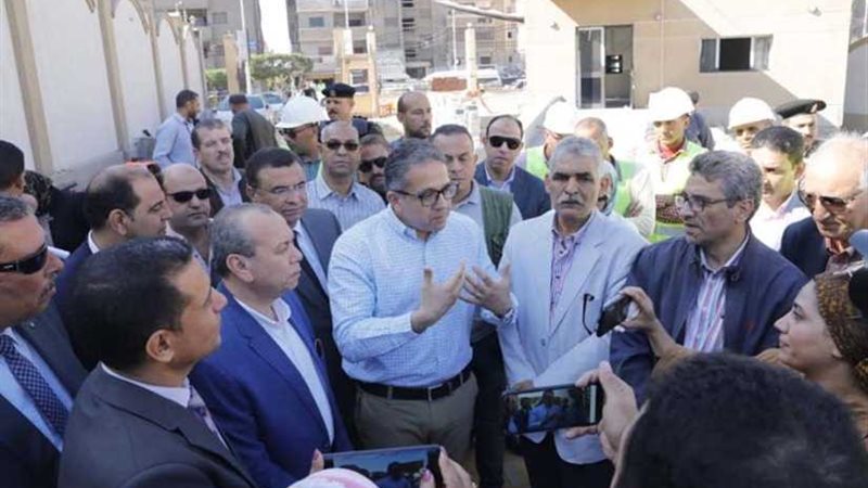 وزير الآثار يتفقد