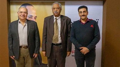 تفاصيل لقاء رئيس حزب «المصريين الأحرار» وأمين اتحاد الصحفيين السودانيين