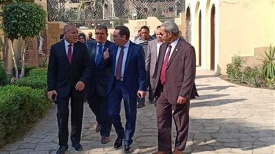 الحكومة والنواب في حضرة 