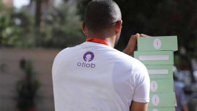 شركة وطنية تطلق حملة لتوزيع وجبات على دور الأيتام