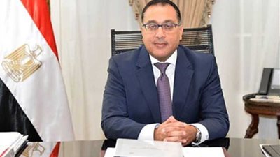 رئيس الوزراء يلتقي غادة والي ويهنئها بمنصبها الأممي الرفيع