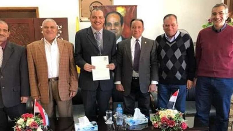 عثمان مستشاراً لرئيس