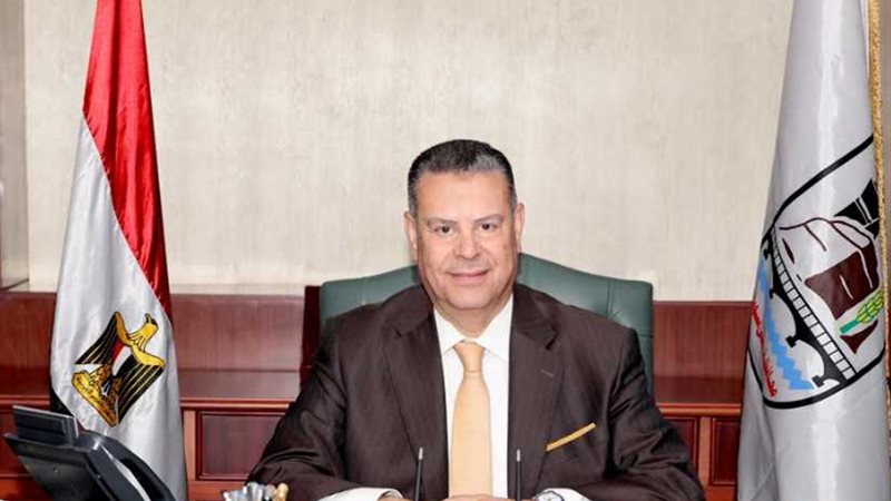 707 محاضر في حملات