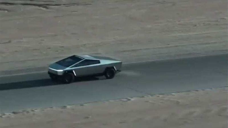 الكشف عن سيارة كهربائية