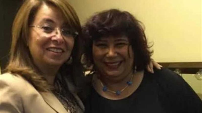 وزيرة الثقافة تهنئ