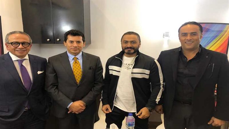 تامر حسنى يستعد لإحياء