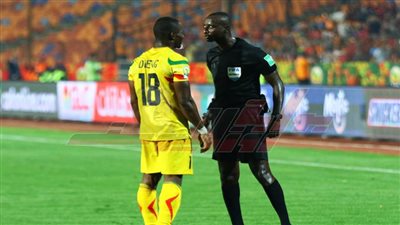 نظرة حَكم .. (صور)