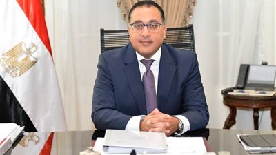 رئيس الوزراء يلتقي رئيس البنك الأوروبي لإعادة الإعمار والتنمية