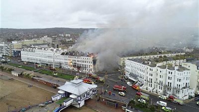 حريق مروع يلتهم فندق 