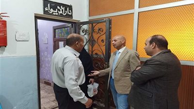 مرور مفاجئ لوكيل وزارة الصحة بالشرقية على المنشآت الطبية بكفر صقر ودور الإيواء