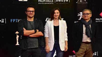 بالصور.. صناع عرض الفيلم الروماني 