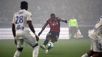 ليون يفوز على نيس 2ـ1 في الدوري الفرنسي