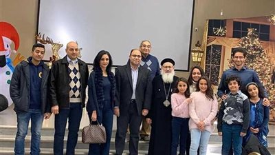 سفير مصر في كندا يزور بازار عيد الميلاد بكنيسة سانت ماري القبطية في اوتاوا