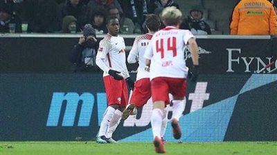 لايبزيج يفوز على كولن 4-1 في الدوري الألماني