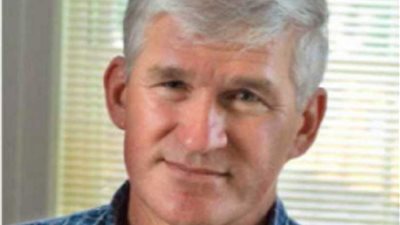 كاتب أمريكي يحذر : عزل ترامب يجعل أمريكا فى وضع لم تشهده منذ الحرب الأهلية