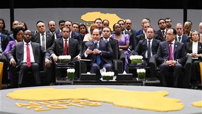 المشاركة الفعالة للرئيس بمنتدى الاستثمار في أفريقيا أبرز عناوين الصحف