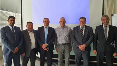 خبير ألماني يزور محطة الجبل الأصفر لإجراء تعديلات لزيادة إنتاج الكهرباء