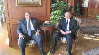 وزيرا الري والزراعة يبحثان التوسع في استخدام طرق الري الحديثة