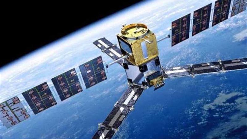 الصين تطلق قمرين