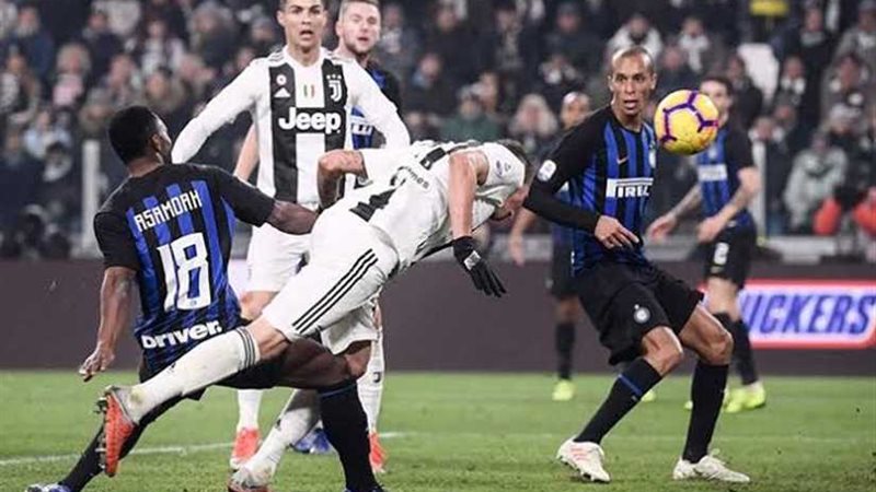 الصراع بين يوفنتوس