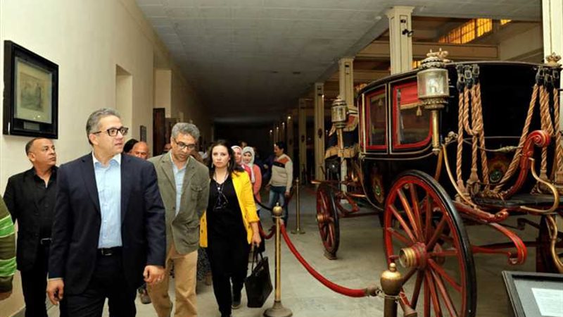 وزير الآثار يتفقد