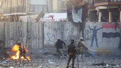 قائد عمليات بغداد ينفي استخدام الرصاص الحي في التعامل مع المتظاهرين