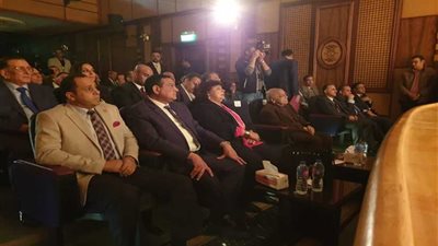 رئيس جامعة دمنهور: الهوية الثقافية ركيزة أساسية في بناء الإنسان المصري