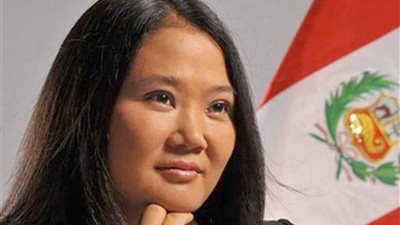 المحكمة الدستورية في بيرو تأمر بإطلاق سراح زعيمة المعارضة فوجيموري