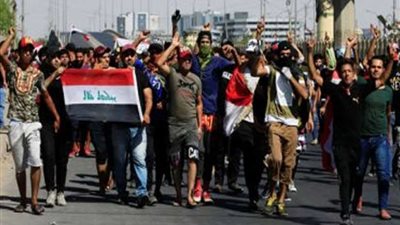 إغلاق الطرق الرئيسية المؤدية للبصرة بجنوب العراق جراء الاحتجاجات