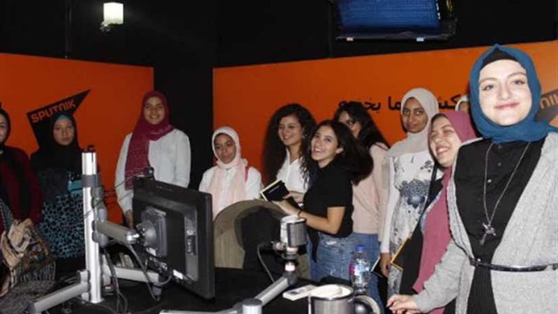 بالصور.. طلاب من