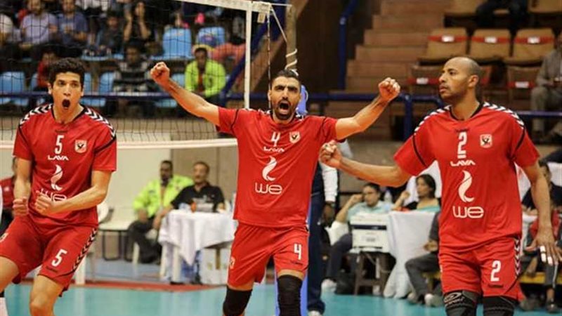 طائرة الأهلي تحقق