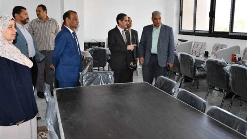 رئيس جامعة قناة السويس