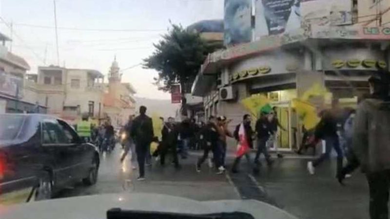 لبنان: تدافع وتلاسن