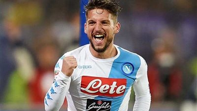 «مرتينيز» يقود هجوم نابولي في مواجهة ليفربول بدوري الأبطال