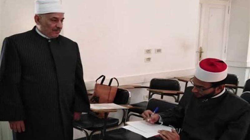 خشبة يتابع الاختبارات