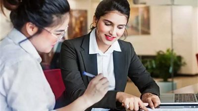 عشان الانطباع الأول يدوم.. ٧ طرق لتحسين صورتك في مكان العمل