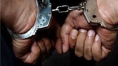 قنا: ضبط هارب من أحكام قضائية لاتجاره في المواد المخدرة