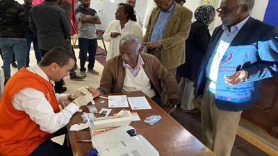 ضمن مبادرة علاج مليون إفريقي من 