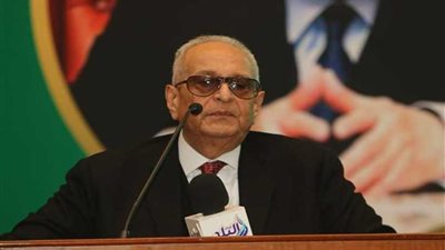 رئيس حزب الوفد: السيسي يسعى ليلًا ونهارًا لتلبية احتياجات المواطنين