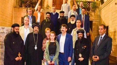الرئيس المجري يزور الكنيسة المعلقة بمصر القديمة