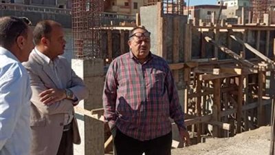 بتكلفة 23 مليون جنيه.. متابعة أعمال إنشاء كوبري المشاة بإيتاي البارود