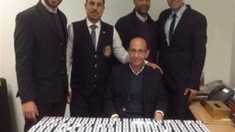 جمارك مطار برج العرب