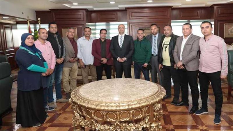 محافظ بنى سويف: الرئيس